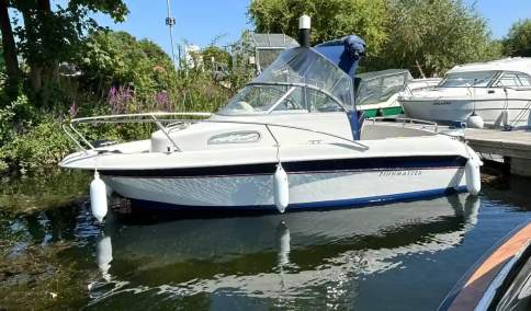 Finnmaster 5700 Walkaround (Bray Marine Sales