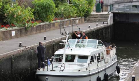 Hambleden Lock