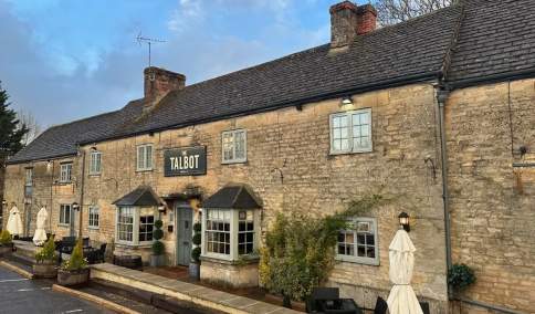 Talbot Inn, Eynsham
