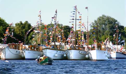 Thames Traditional Boat Festival