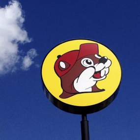 Our Guide to the New Buc-ee’s in Bowling Green
