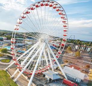 Scenic_Ferris Wheel_Branson_Strip_Spring_Summer_Attraction