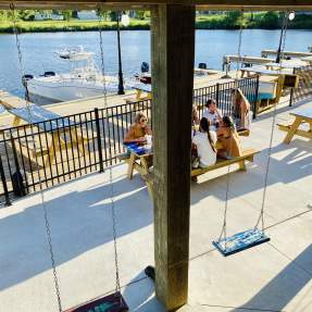 Marina and outdoor patio at High Tides