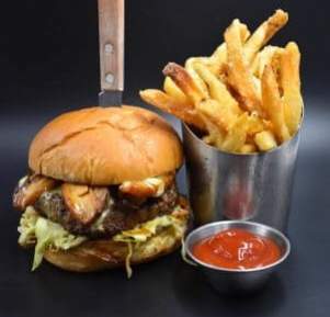 2019 Burger Cook-Off Winner at Cribb's Kitchen