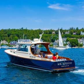 Hinckley Picnic Boat tours