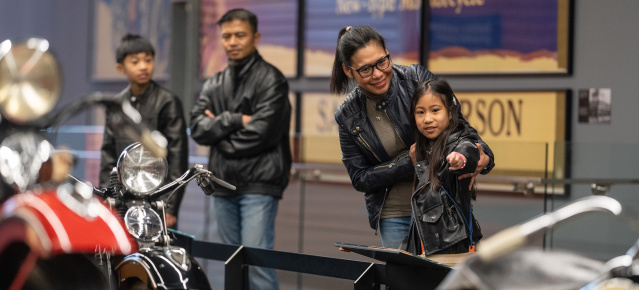 8 Milwaukee Mother’s Day Celebrations