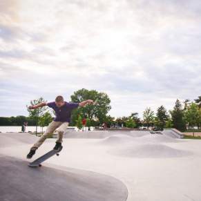 skateboarding, skate park