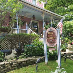 Rose and Thistle Bed & Breakfast