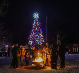 Hometown Holiday Tree Lighting Ceremony