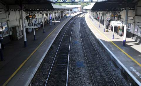 Cheltenham Spa Train Station train tracks.