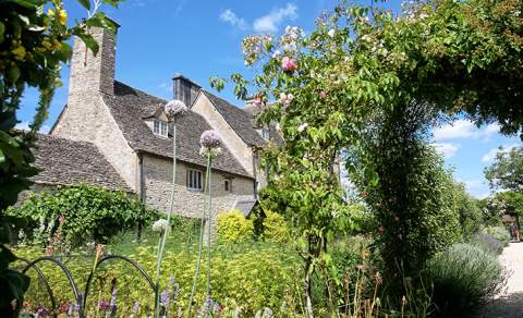 Cogges Manor 