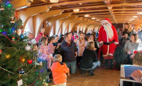 Hobbs of Henley Santa Cruise