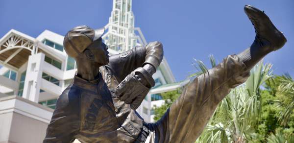 Statue of Satchel Paige