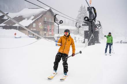 Snowing Ski Alta