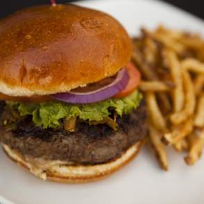 Green Chile Cheeseburger