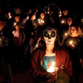 Dia de los Muertos candlelight procession