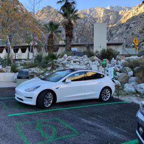 Palm Springs tram charging station