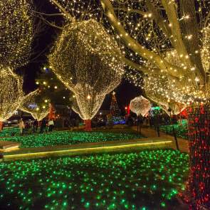 Your Guide to Holiday Shopping in Bentonville
