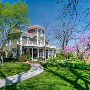 Bentonville Tours of Local Historic Sites for Your Group