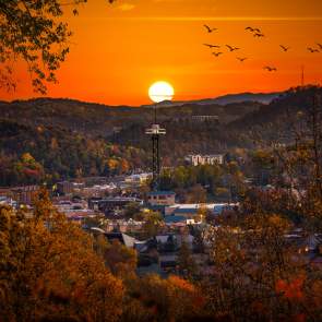Best Places to See a Sunset in Gatlinburg and the Smoky Mountains