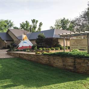 Museum of Native American History