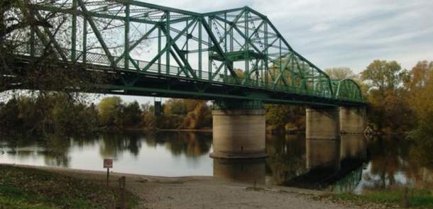 Bridge-Discovery Park
