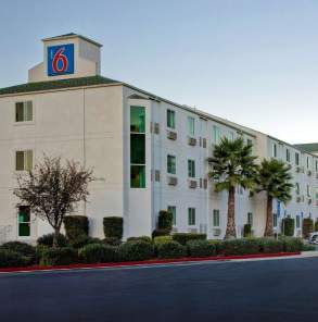 Motel 6