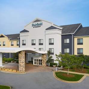 Fairfield Inn & Suites