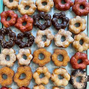 Landline Doughnuts Tray