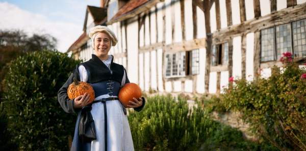 Shakespeare Family Homes