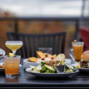 Outdoor Dining in Syracuse, NY