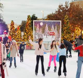 Where to Ice Skate in Austin This Winter