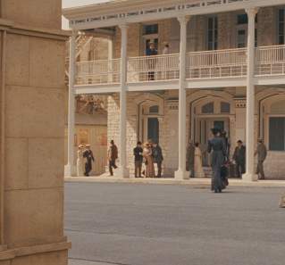 True Grit screengrab showing a western town set as Memphis Tennessee