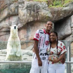 Zoo couple