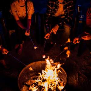 Cooking around campfire