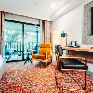 Park & Fly Valley River Inn Package