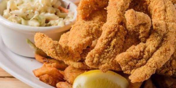 Mandez's Seafood Bar and Grill
