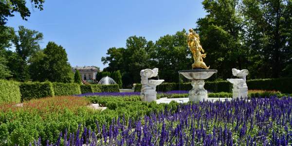 Nemours Estate