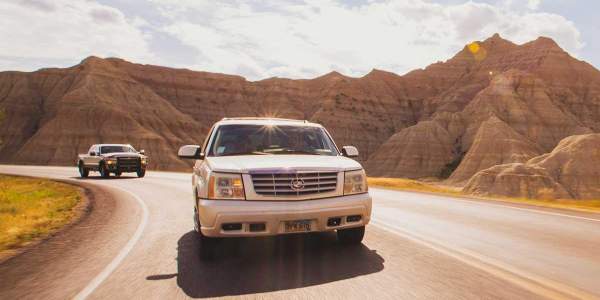 Scenic drive through Badlands National Park