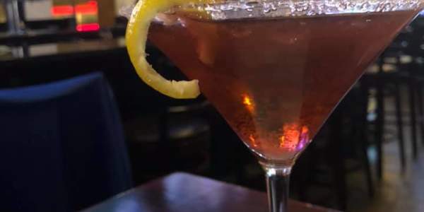 Oak Street Restaurant & Bar