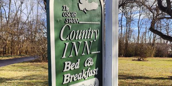 Oscar Swan Country Inn