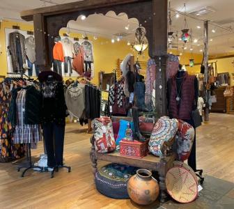 Aspen Boutique Wichita KS 67208 3931