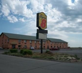 Super 8 by Wyndham Dodge City - Dodge City KS, 67801