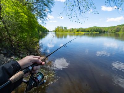 Lake on sale fishing tackle