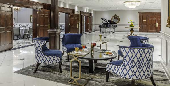 Kensington Foyer