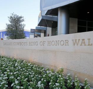 Dallas Cowboys Ring of Honor Walk