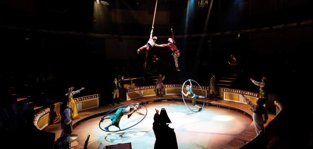 New Vic show circus performers in ring