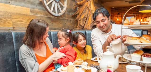 Three Horseshoes Country Inn Restaurant Afternoon tea family diversity accessibility