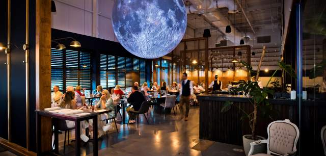 Fine Dining Lunar at World of Wedgwood busy service