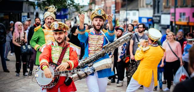 Mr Wilsons Second Liners from The Big Feast 2015